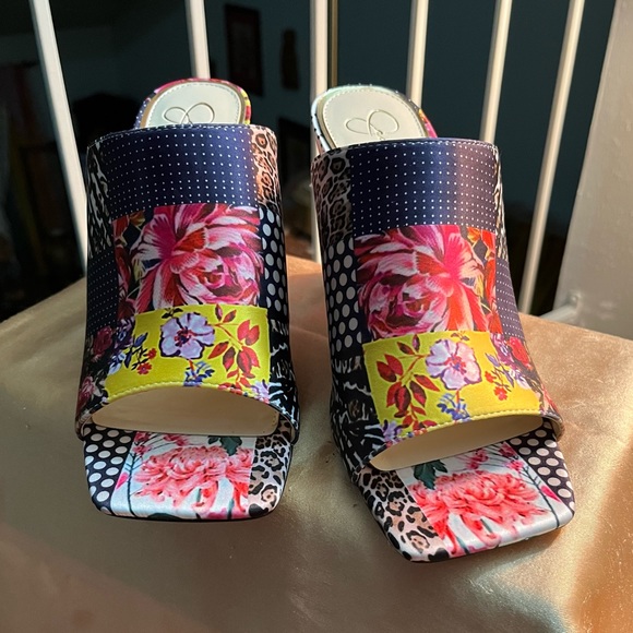 Jessica Simpson Shoes - Collage of flowers, animal prints, polka dots. Comfort. Wide. NWT